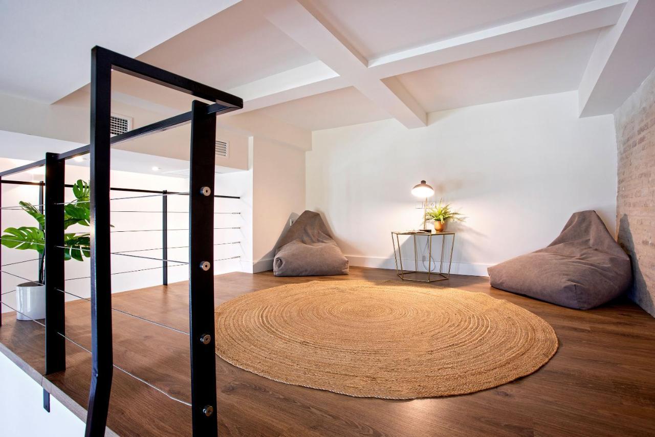 סביליה Genteel Home Almirante Lobo מראה חיצוני תמונה